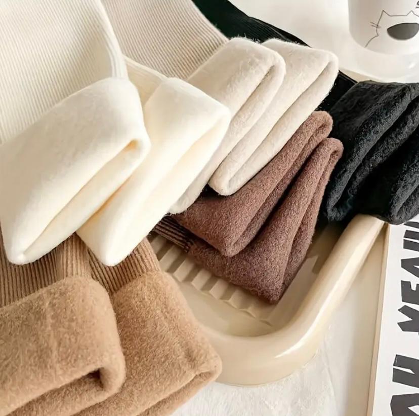Medias afelpadas de invierno