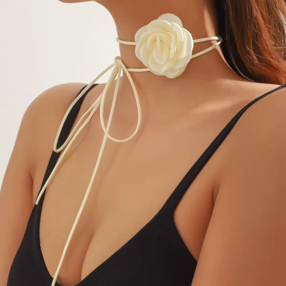 Chockers Midnight Rose