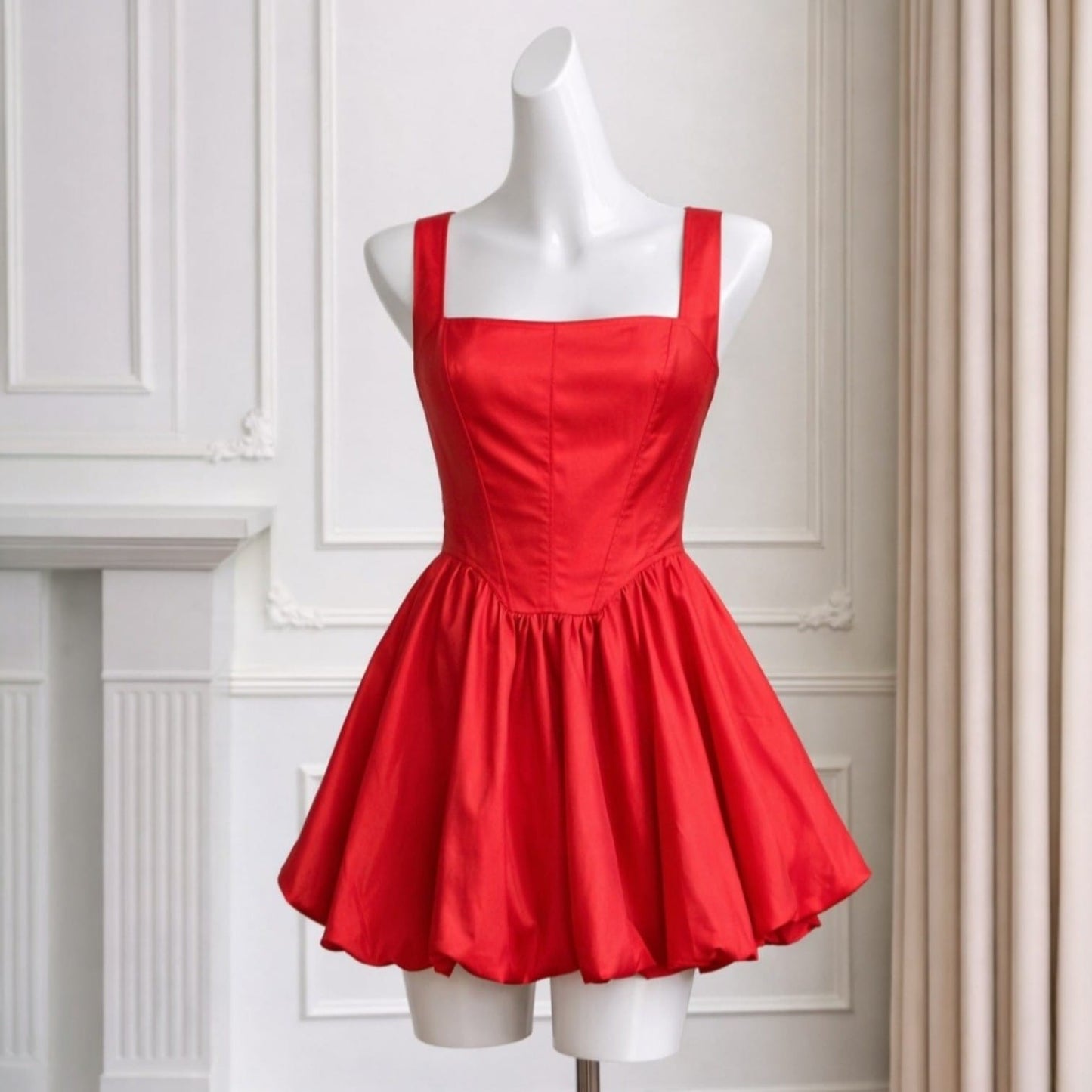Vestido Scarlet Bloom