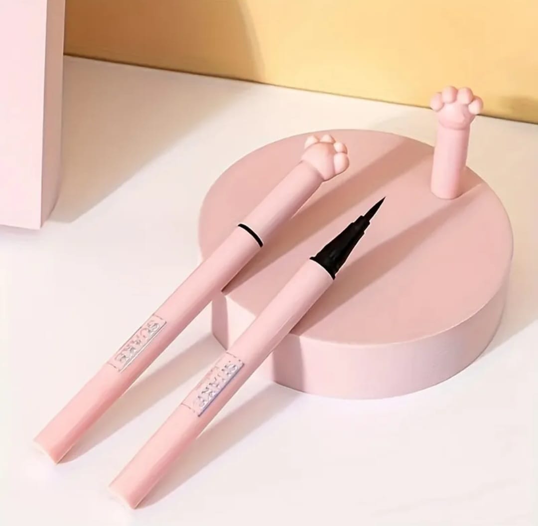 Delineador negro plumón Cat Paw